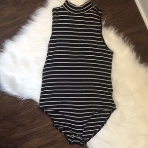 AEO Mock Neck Cotton Stretch Body Suit 🖤